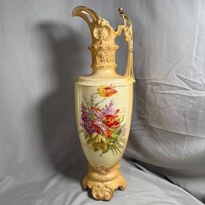 ロイヤル・ヴェッティーナ磁器製水差し 花瓶 ロバート・ハンケ作 オーストリア製