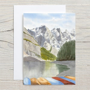 Carte du lac Moraine - carte horizontale 5 x 7 - carte vierge - voyage en Alberta - lac de montagne - canoës à quai - parc national Banff - été