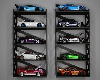 V2 Hotwheel 5-car Display Stand: Industrial Design 1/64 Scale