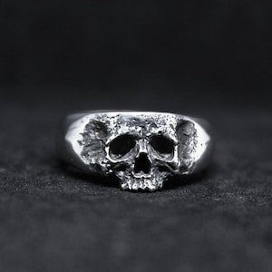 Hand sculpted Small Jawless Skull ring : Oxidized lead free pewter ring