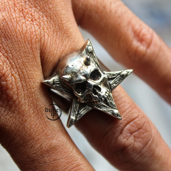 THE RITUAL Ring, inverted pentagram ring, skull ring, satanic jewelry, gothic gifts, 666 jewelry, lucifer ring, baphomet ring, Illuminati