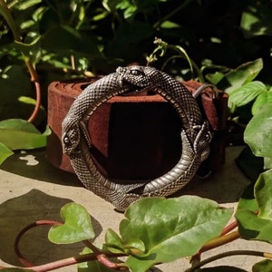 Auroboros snakes belt buckle, Oxidized lead free pewter snake belt buckle, perfect gift for your love ones