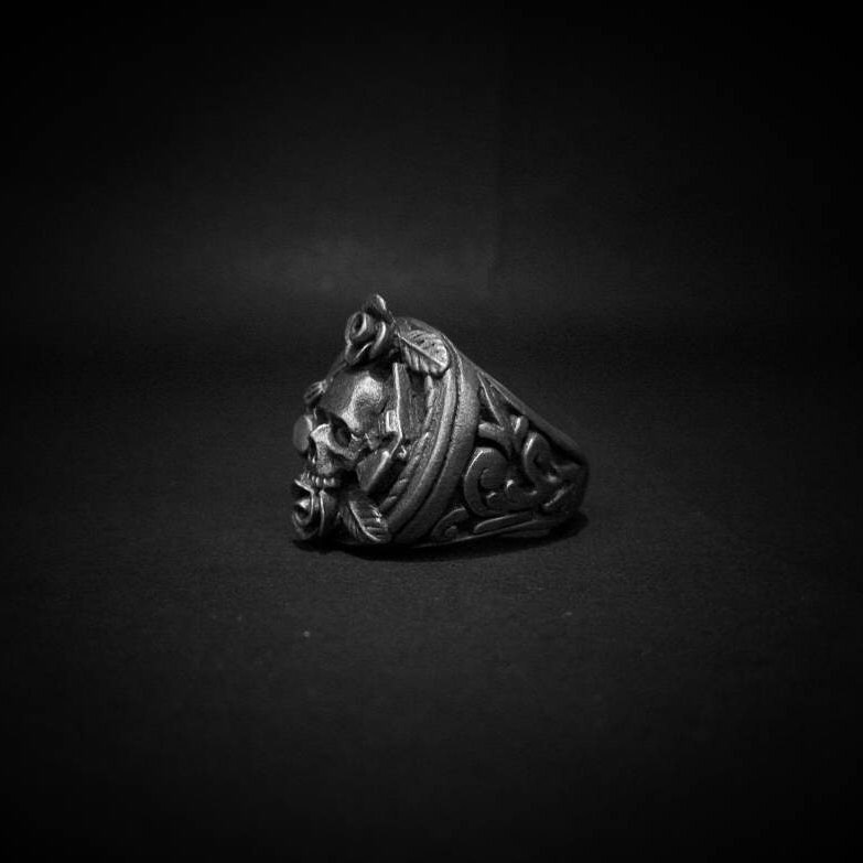 Guns n roses skull rings sale