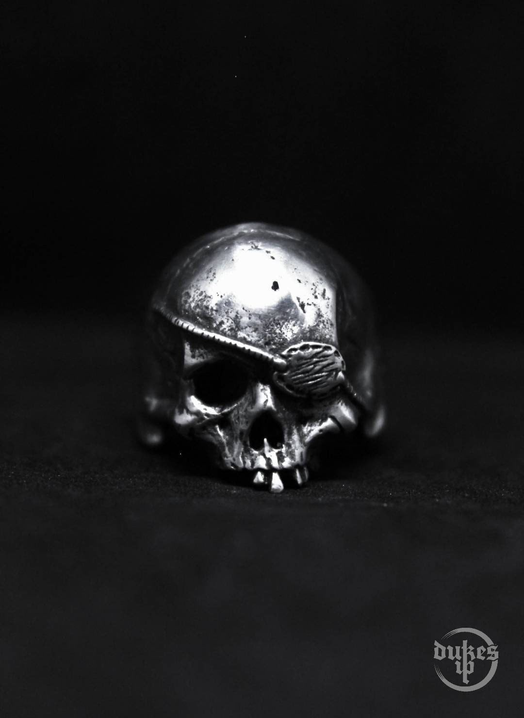 Anello teschio pirata in argento sterling