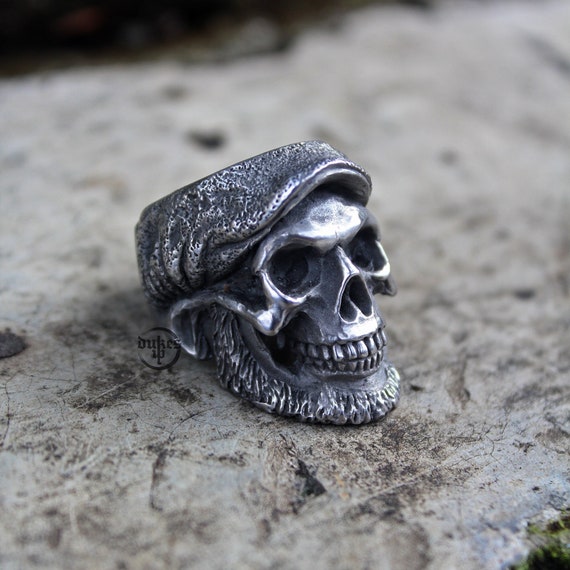 Pewter skull hotsell ring