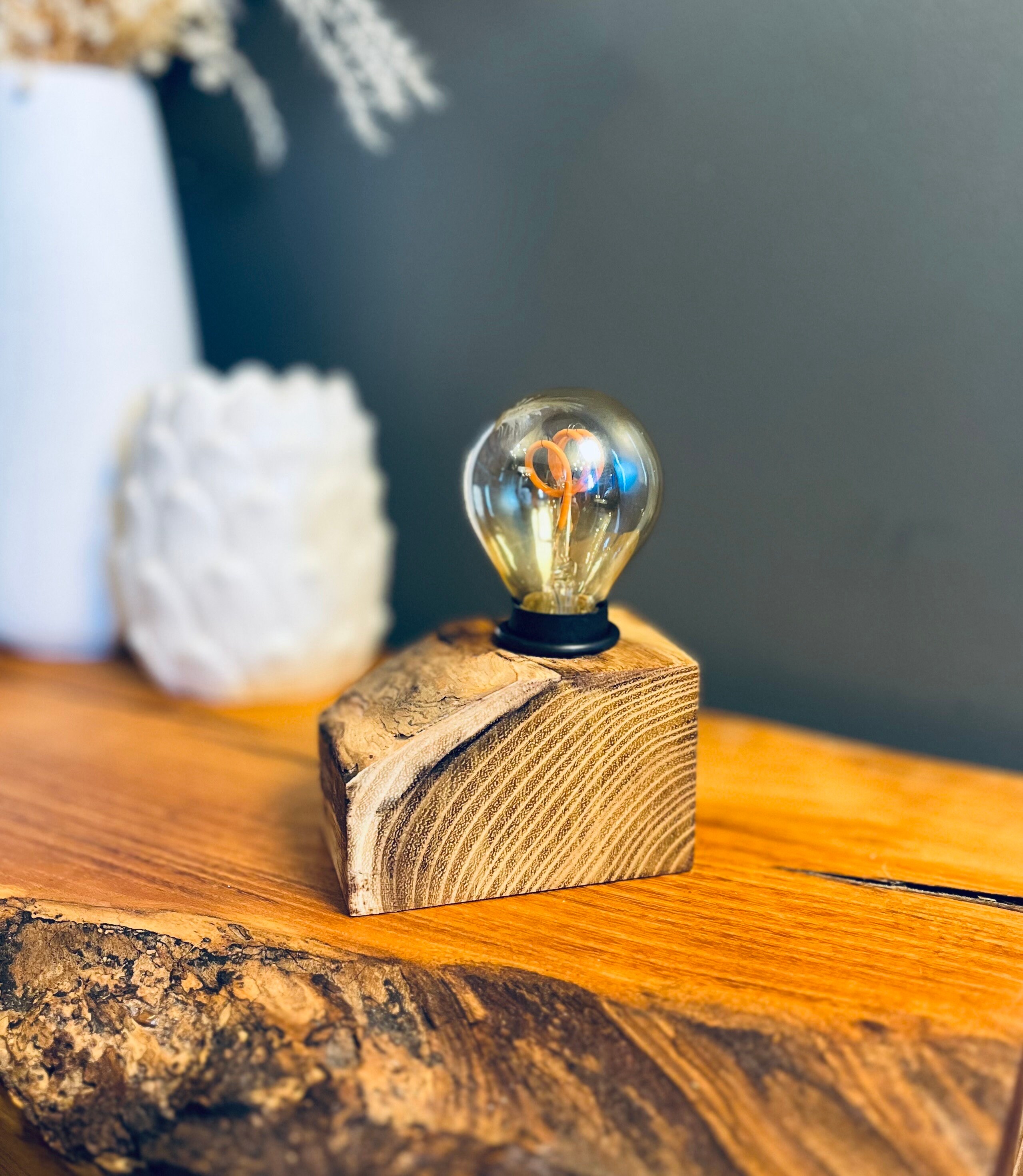 Unusual bedside lights deals