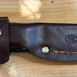 ESEE 4 Handmade Leather Knife Sheath. (Knife Not for Sale.)