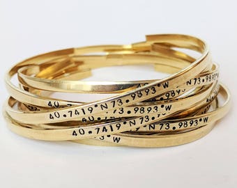 Personalized Dainty Bracelet // Custom Hand Stamped + Coordinate Bracelet + Dainty Jewelry + Friendship Bracelet + Best Friend Jewelry