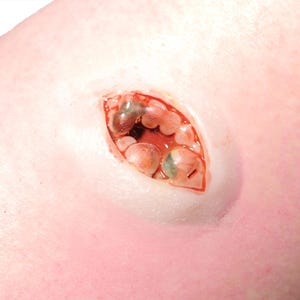 Pre-Painted Silicone Gouged Eye Prosthetic – Realistic SFX Wound for Halloween & Film Makeup