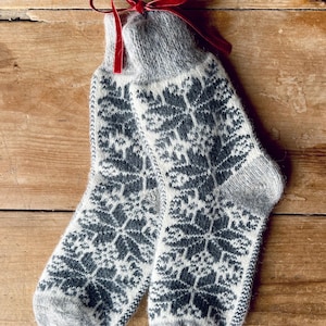 Christmas Merino Wool Socks ~ Scandinavian Pattern  ~ Winter Warm Woollen Socks