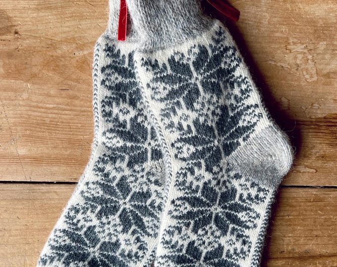 Christmas Merino Wool Socks ~ Scandinavian Pattern  ~ Winter Warm Woollen Socks