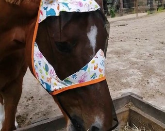 Fliegenkappenmaske für Pferde bedruckt