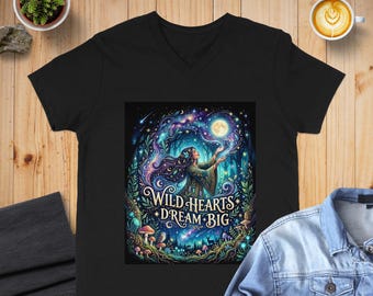 Camiseta Wild Hearts Dream Big Celestial Forest Goddess, camiseta bohemia y original inspirada en la naturaleza.