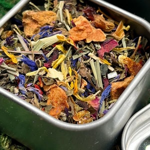 Lemon Twist Herbal Tea Blend: Garden Flowers & Fruit