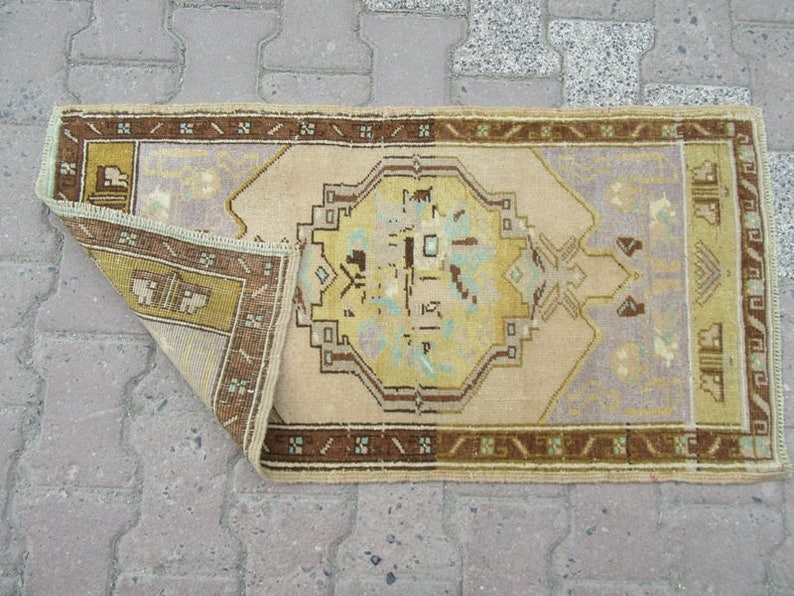 1.7x3.4 Ft Vintage handknotted mini Turkish rug