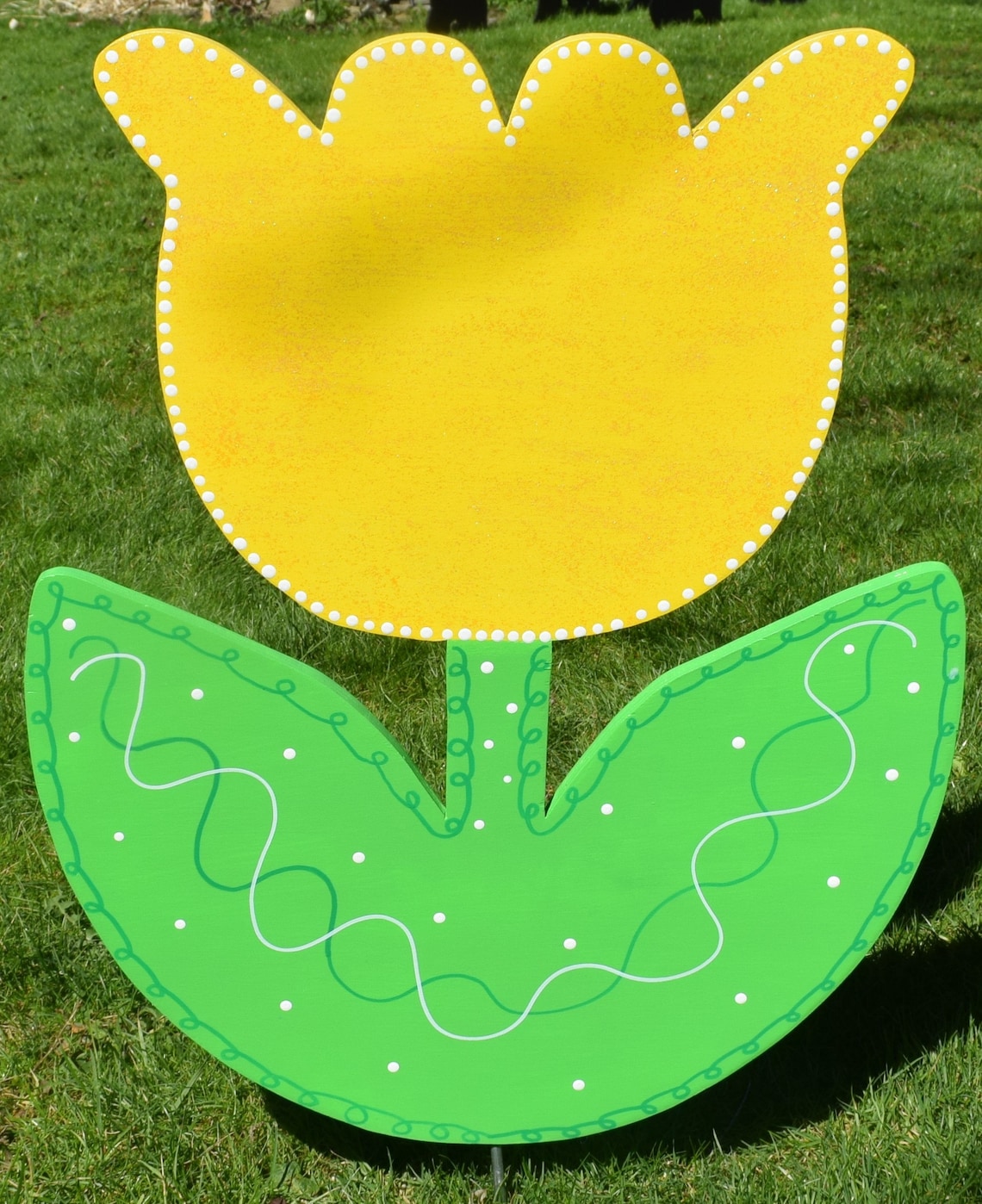 Tulip Yard Art Stakes Wood Painted Tulip Garden Stake Spring Etsy