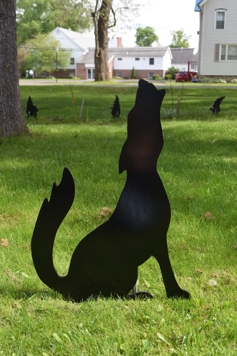 2 Coyotes Yard Art Shadow Art Coyote Yard Silhouettes Etsy