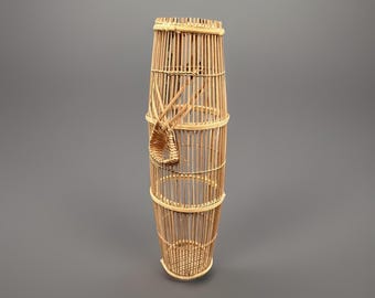 Vintage Bamboo Hand woven Minnow/Fish trap Phenomenal Craftsmanship