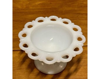 Vintage Anchor Hocking Old Colony Lace Edge Milk Glass Compote Candy Dish