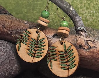 Painted Fern Wood Disk Earrings, Boho Woodland Jewelry in Brass and Green