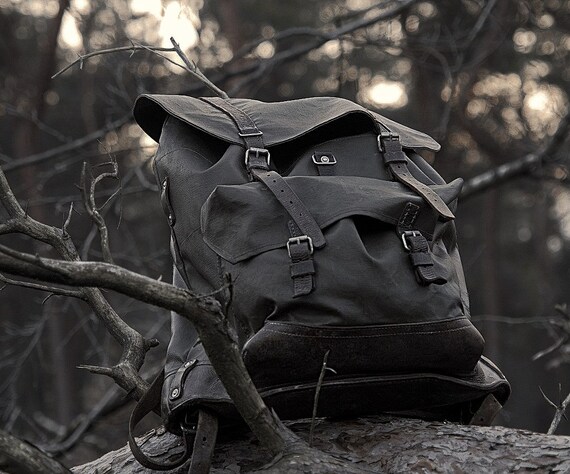 swiss army pack