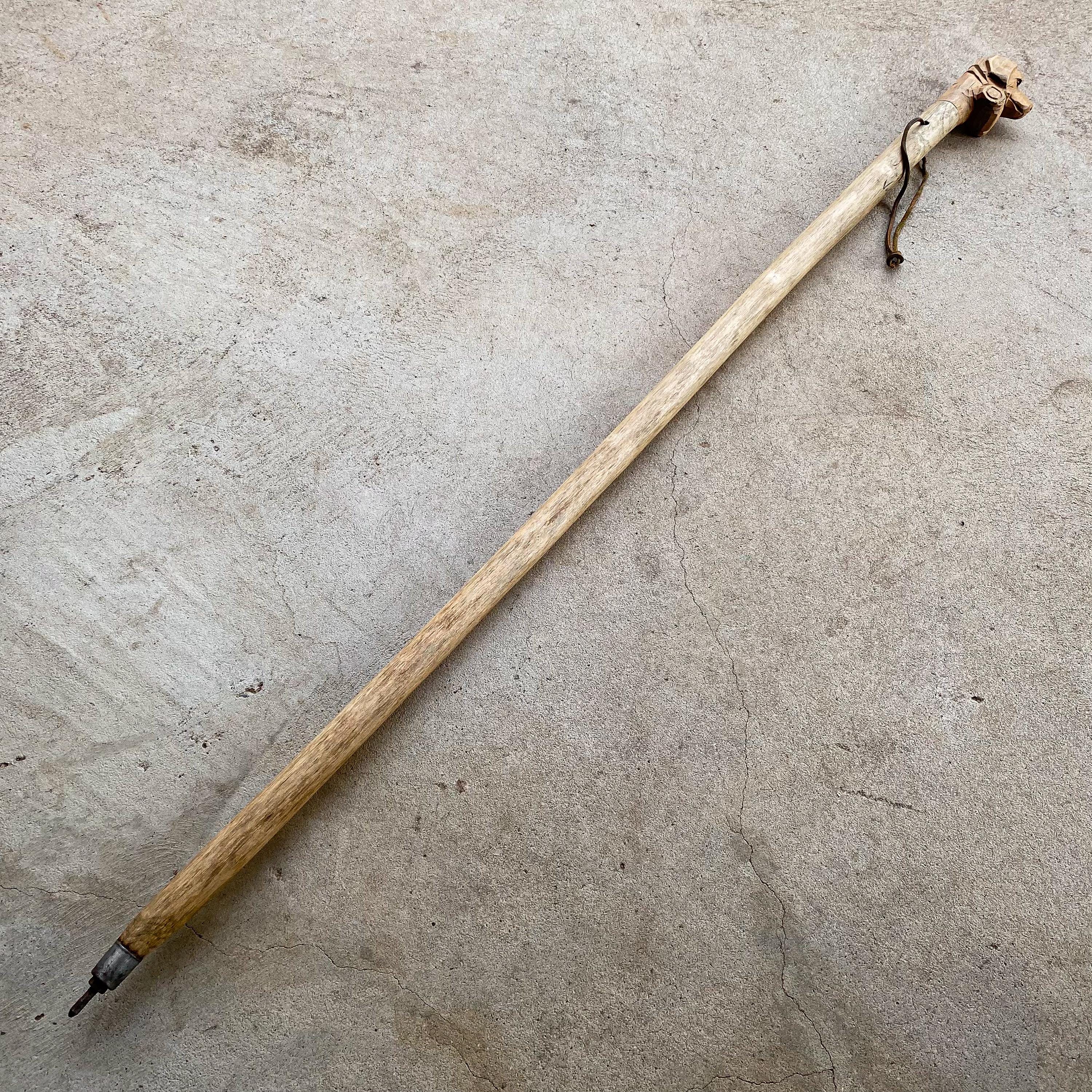 Jagd- & Wanderstock Aus Holz In Tarnoptik – Personalisiert Mit Gravur Bis 15 Zeichen – Längen 98–150 Cm, Belastbar Bis 120 Kg