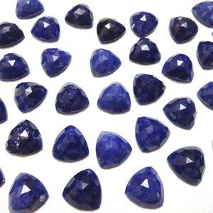10 pieces AAA Quality SODALITE Faceted Trillian cut cabochon, Faceted Triangle cut stones, size 8 mm/ 10mm/ 12 mm/ 14mm,