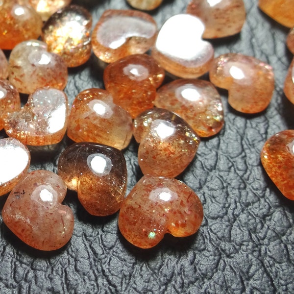 Sunstone qualità AAA cabochon, 8 / 10mm, liscio cabochon di forma di cuore. gemme superba piccole gemme, minuscola cabina, per gioielli