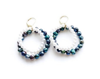 Unique dangle and drop hoop earrings with blue and white freshwater pearls, modern pearl jewelry trends 2022