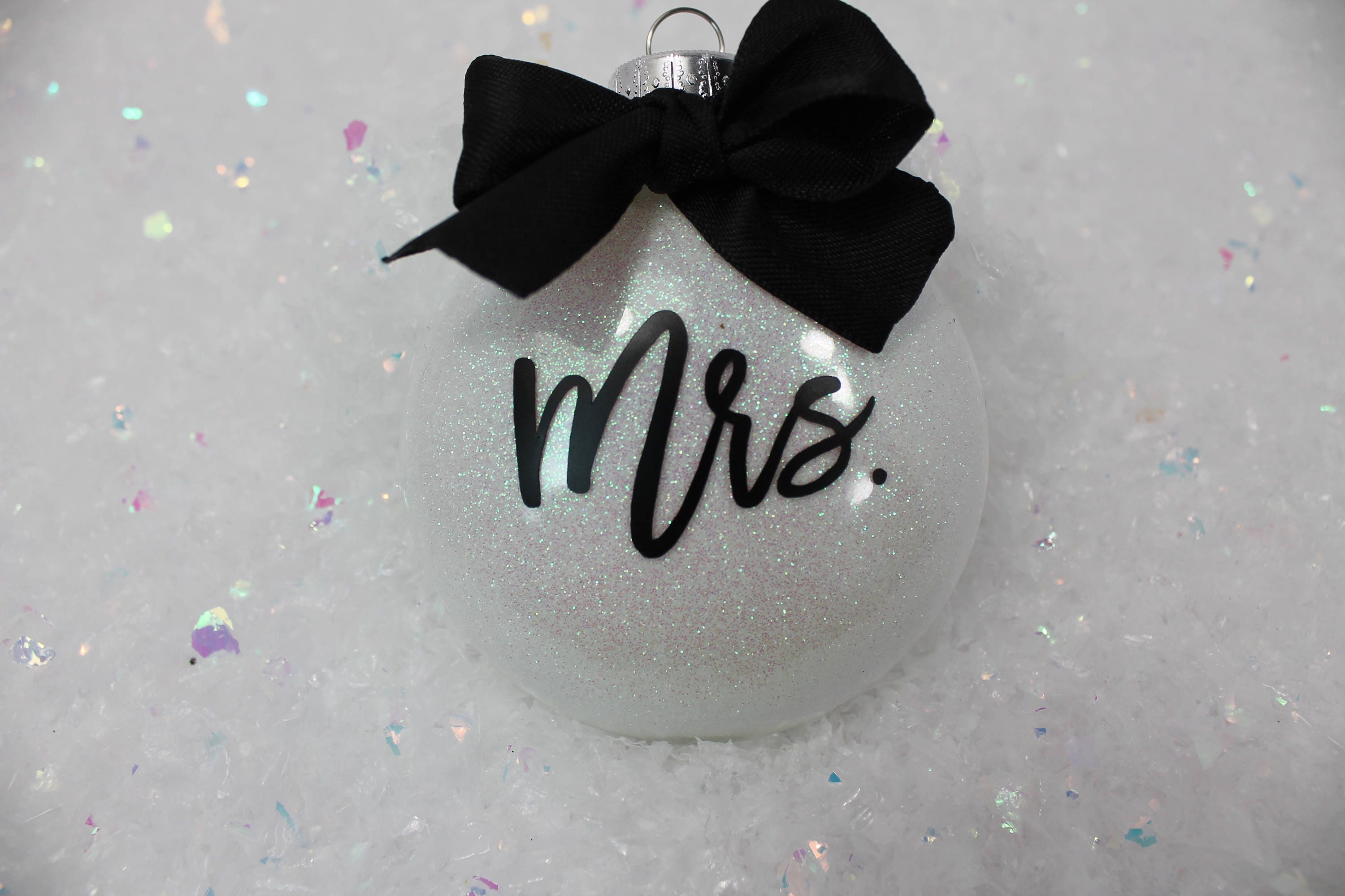 Mr and Mrs Ornament Set Wedding Ornament Disc Ornaments Etsy