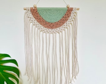 Colgante de pared semicircular macrame