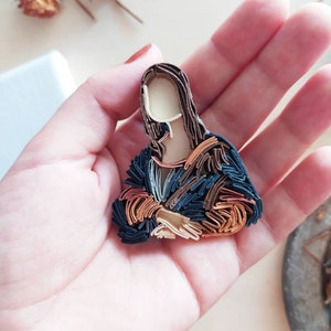 3D Paper Quilling Heart Brooch Pin,Monna Lisa Jewelry,Handcrafted Brooch, One of a Kind Brooch, 3D Paper Art,Gioconda Art, Da Vinci art