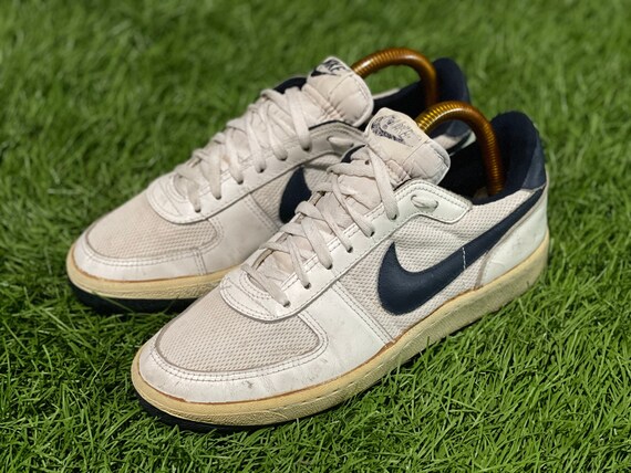 nike meadow supreme