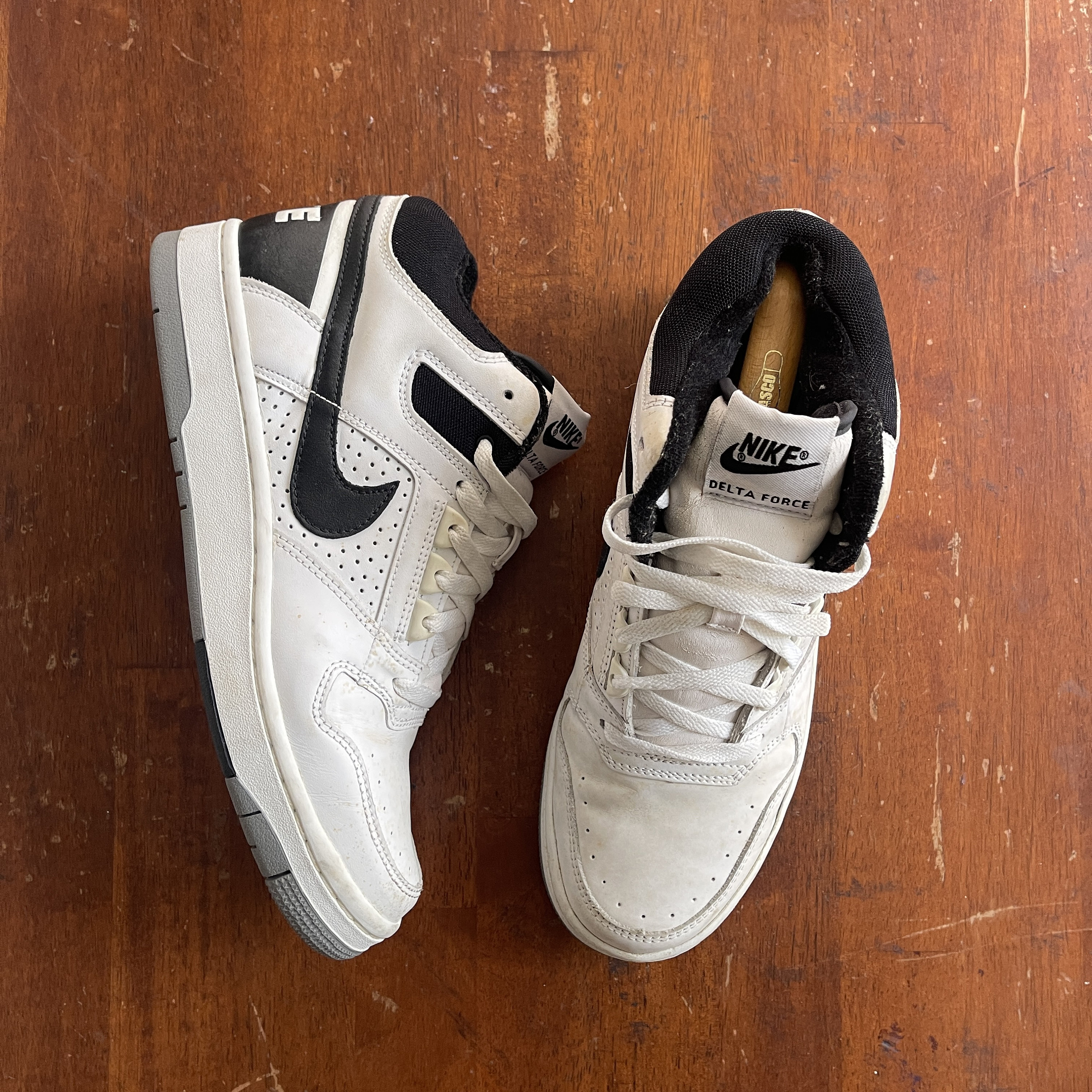 nike basketball shoes 1980