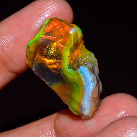 エチオピアウェロ産 オパール 原石 青緑の遊色効果 鉱物標本 【30CT