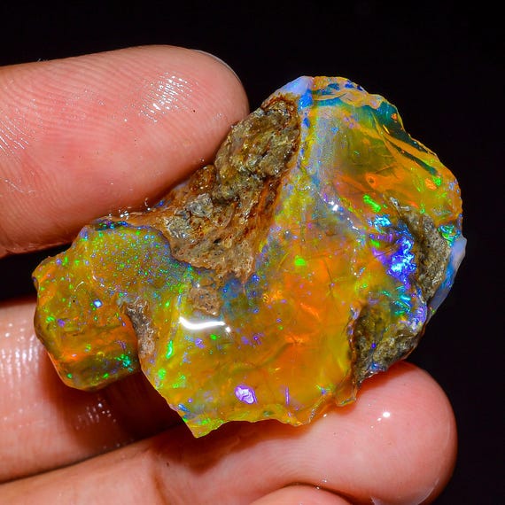 エチオピアウェロ産オパール　ジュエリー　グレード　プレシャス　遊色　鉱物標本 エチオピアウェロ産オパール ジュエリー グレード プレシャス 遊