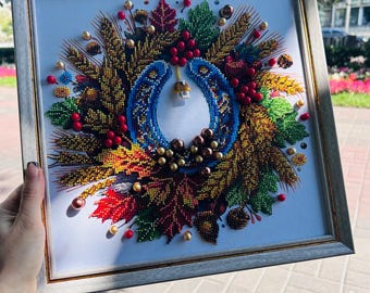 Beaded family blessing,beaded horseshoe wall art,good luck beaded charm, Ukrainian bead embroidery, talisman wall art,beaded amulet picture
