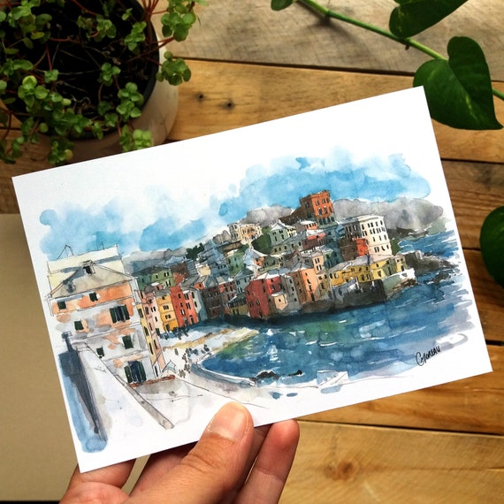 Carte postale Gênes, Aquarelle Gênes, Gênes Boccadasse illustration, Dessin côte ligure, Aquarelle village italien, Illustration voyage