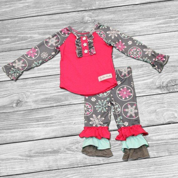 baby girl snowflake outfit