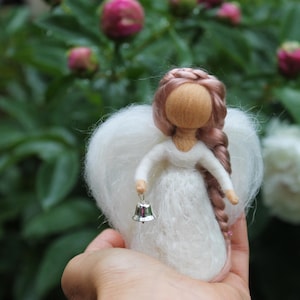 Needle Felted Angel, White Angel, Mini Doll, Wool Fairy, Waldorf Doll, Waldorf Inspired, 100% Pure Wool, Christmas Decor, Seasonal Table