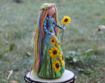 Needle Felted Fairy, Fairy with Sunflower, Summer, Waldorf Toys, Gift Idea, Original Art , Home Decor, Wool, Eko Toys