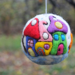 Christmas Ball,Needle Felted Ball,Needle Felted Christmas Ball with Colorful Houses,Wool Felt Balls,Christmas Gift,Original Art