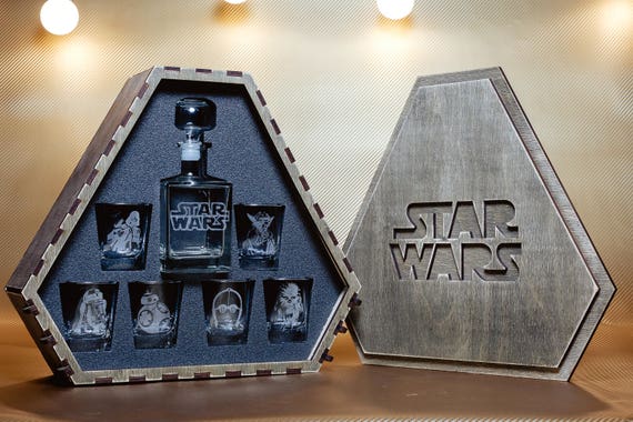 Star Wars, Star Wars Gift , Star Wars Whiskey Decanter Set, Whiskey Glasses, Star Wars Decanter, Personalized Whiskey Glasses, Star Wars