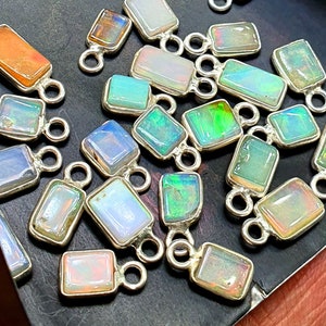 Dijes de ópalo etíope, dijes de plata maciza 925, conector de ópalo, dijes de ópalo, colgante de ópalo etíope, conector de ópalo para joyería