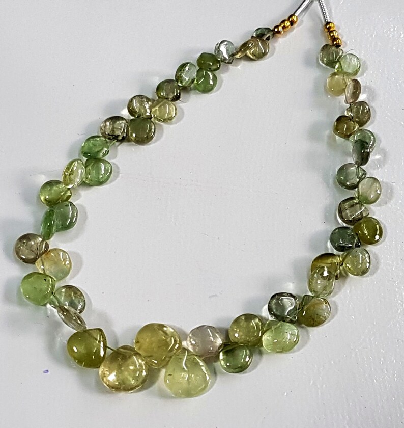 Natural Green Tourmaline gemstone smooth heart shaped briolettes,Tourmaline beads,tourmaline loose beads,4-8 mm 8.5 inch strand E5686