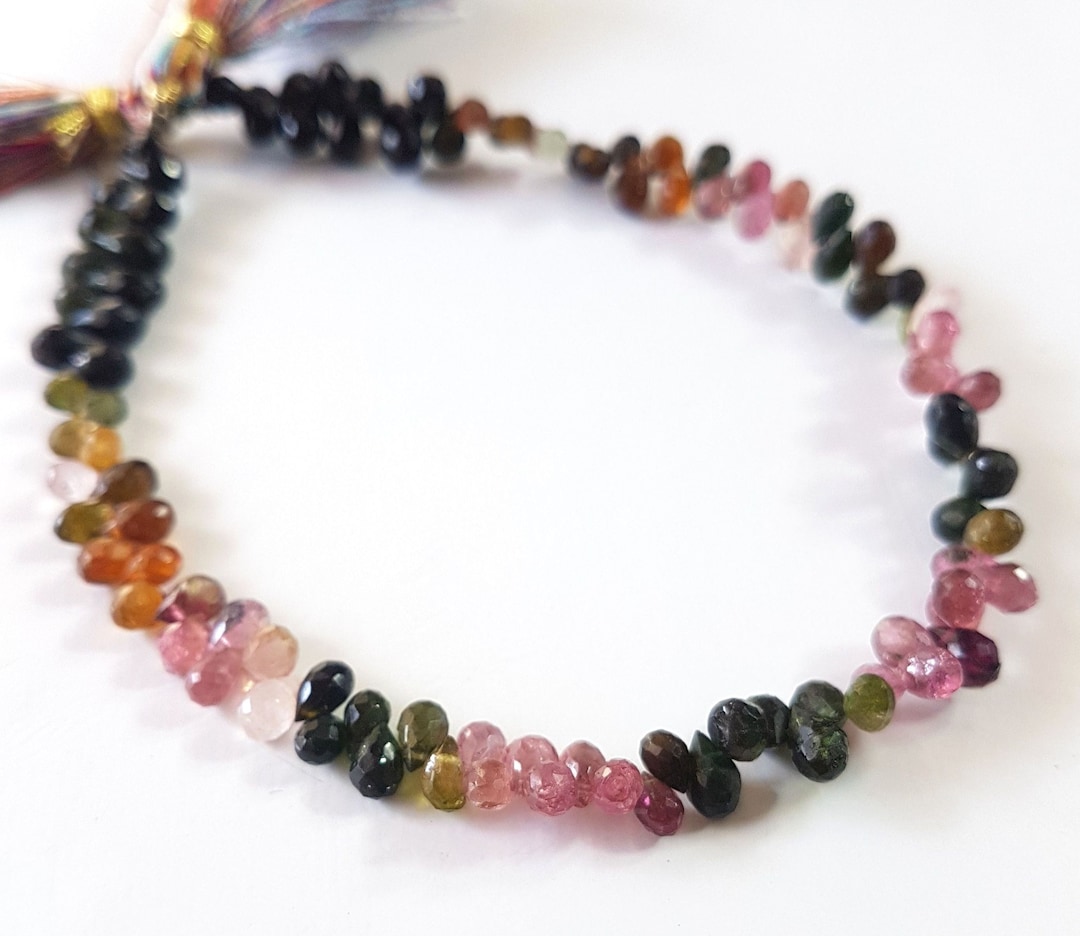 Perle Di Pietra Sfaccettate Di Tormalina