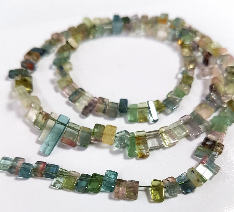 Natural Green Tourmaline gemstone smooth heart shaped briolettes,Tourmaline beads,tourmaline loose beads,4-8 mm 8.5 inch strand E5686