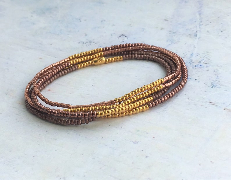 Pangium Seed Bracelet, White/Gold/Black main image 1