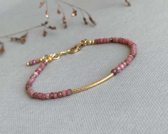 Dainty Rhodonite and gold filled bracelet, Gold filled Jewelry, dainty stacking bracelet