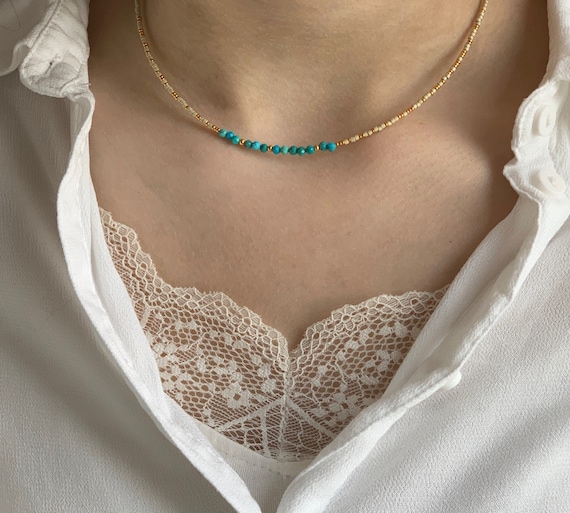 Korte ketting met edsteleen, boho chic sieraden, korte ketting